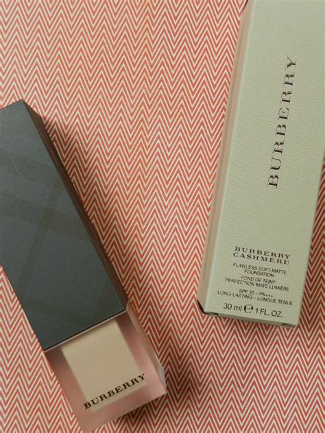 burberry ochre swatch